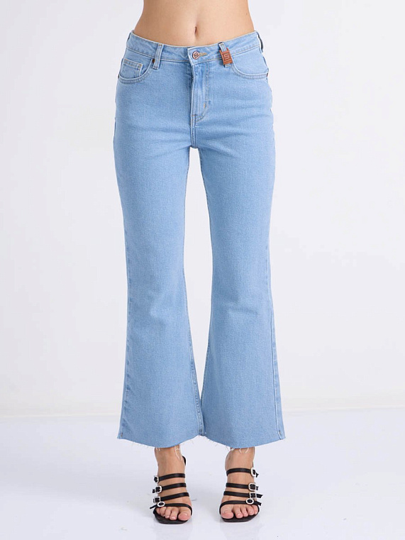 джинсы женские