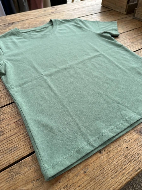 футболка женская