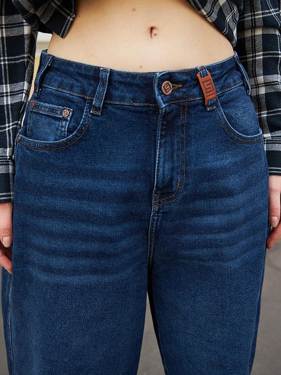 джинсы женские