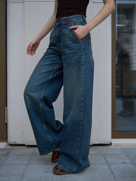 джинсы женские