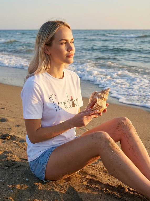 футболка женская